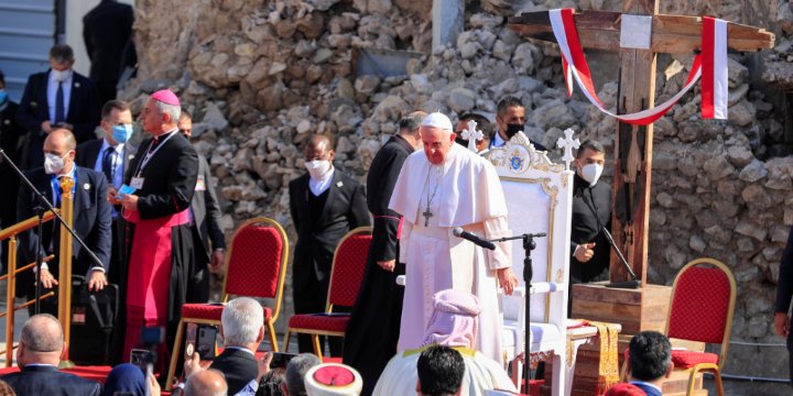 'Peace more powerful than war', Pope Francis says in Iraq's ruined city of Mosul