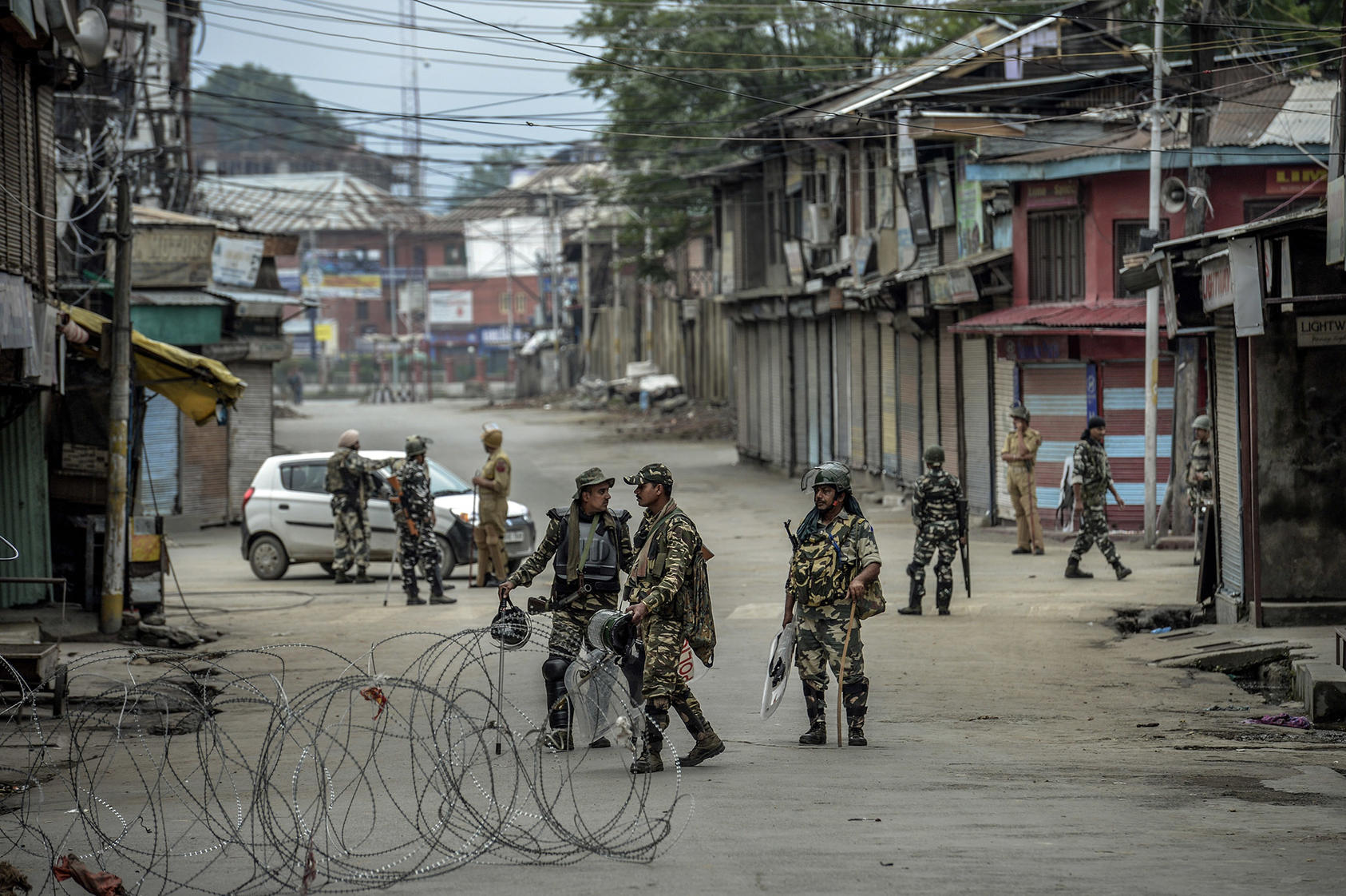 Pakistan strongly condemns extrajudicial killings in IIOJK
