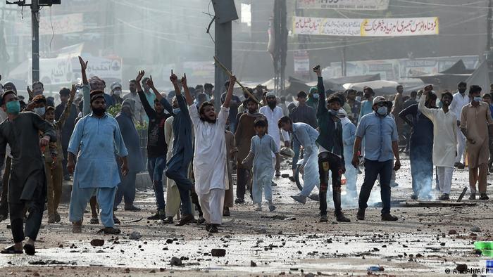 TLP chief asks protesters to end protests