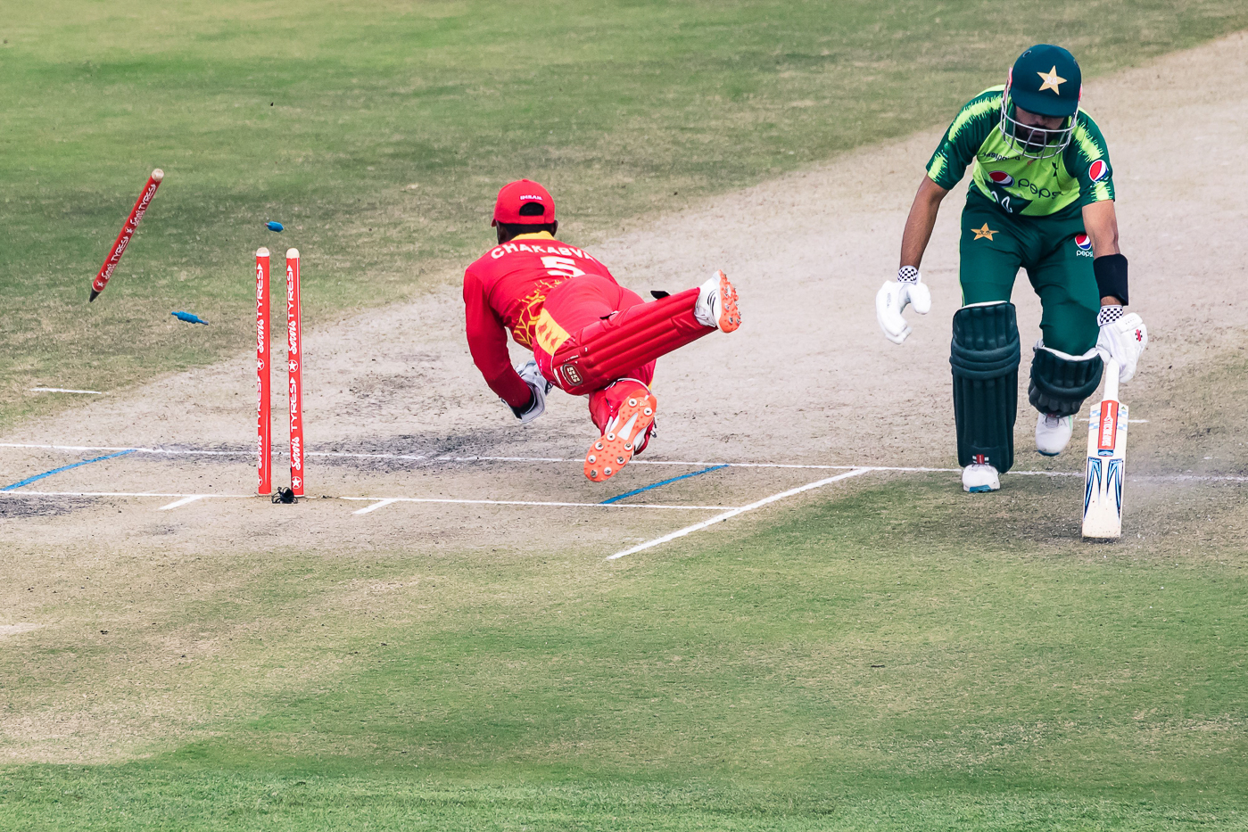 Zimbabwe shock Pakistan with 19-run win in second T20I in Harare