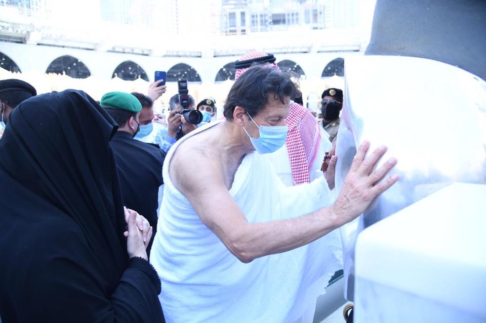 Facebook posts misquote Imran on finality of prophethood
