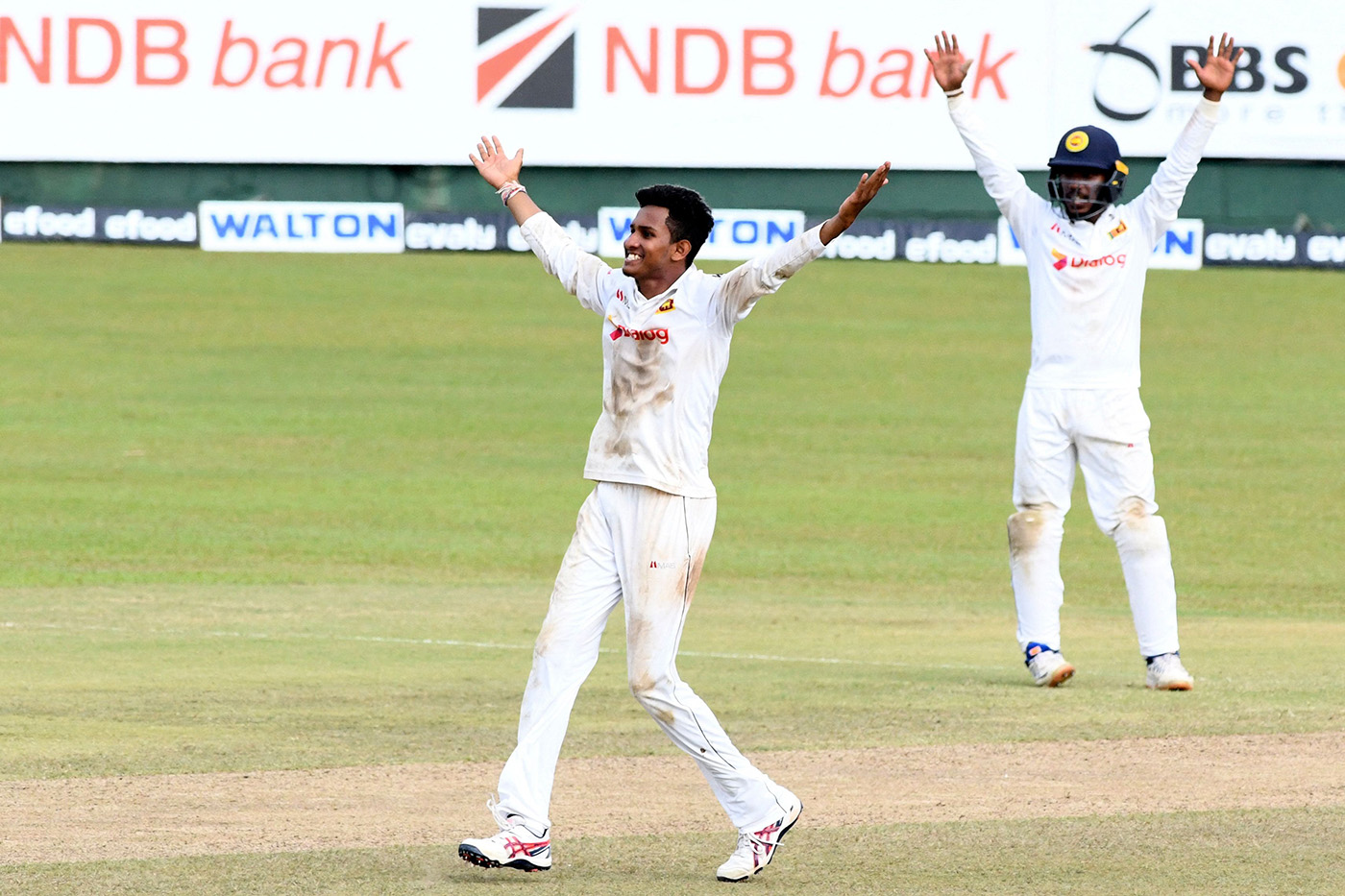 Jayawickrama takes six wickets as hosts boss Bangladesh in Kandy