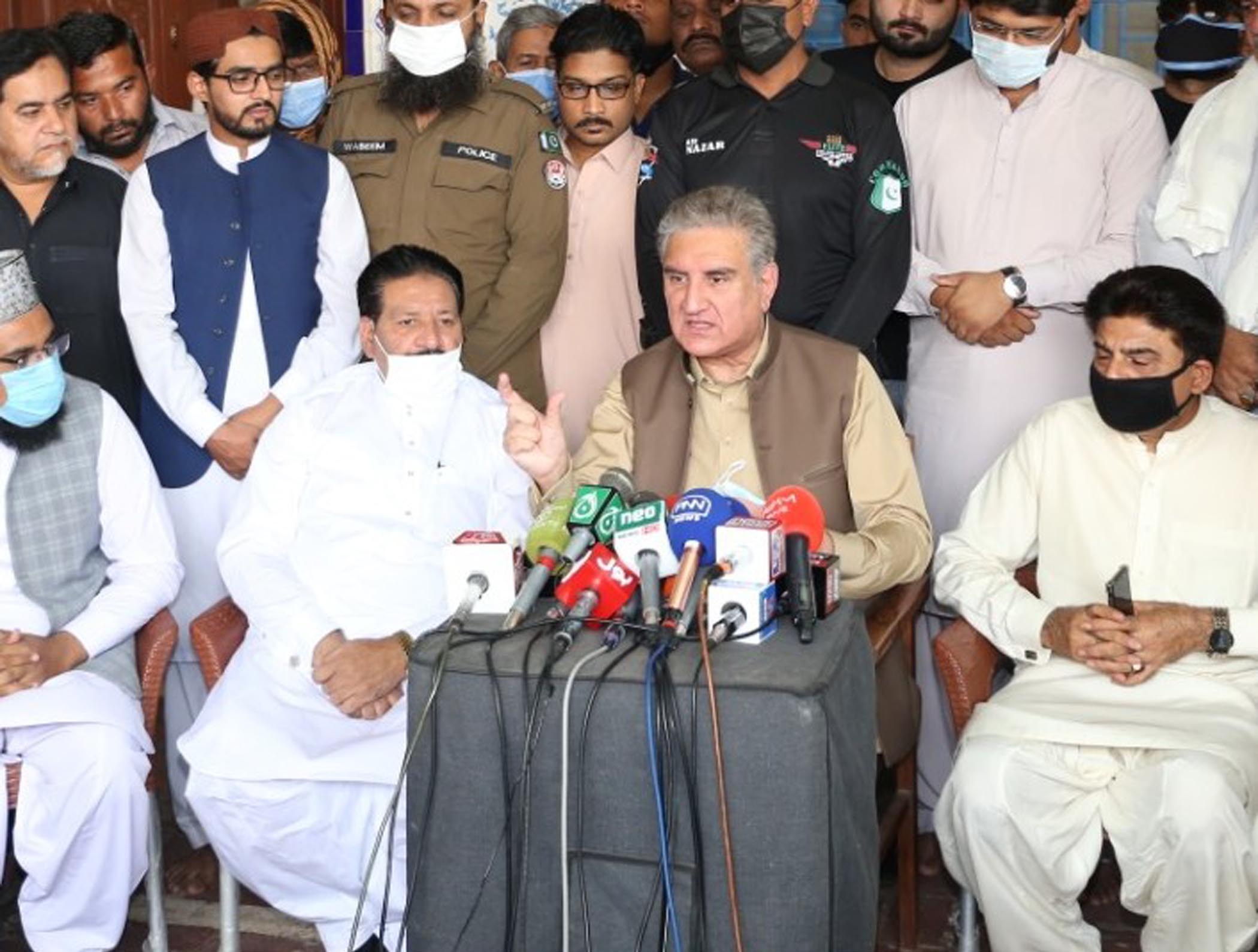Qureshi calls on Muslim countries to unite to confront Israel