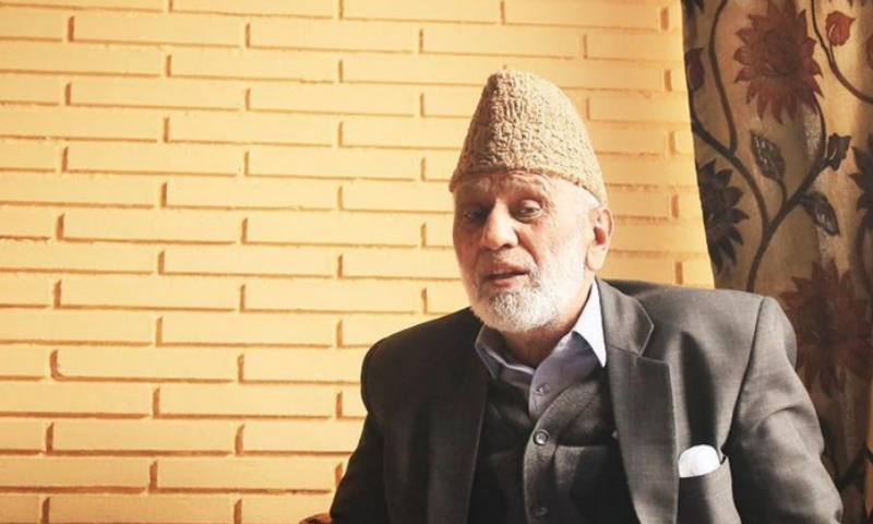 Senior Kashmiri leader Ashraf Sehrai dies in police custody in IOK