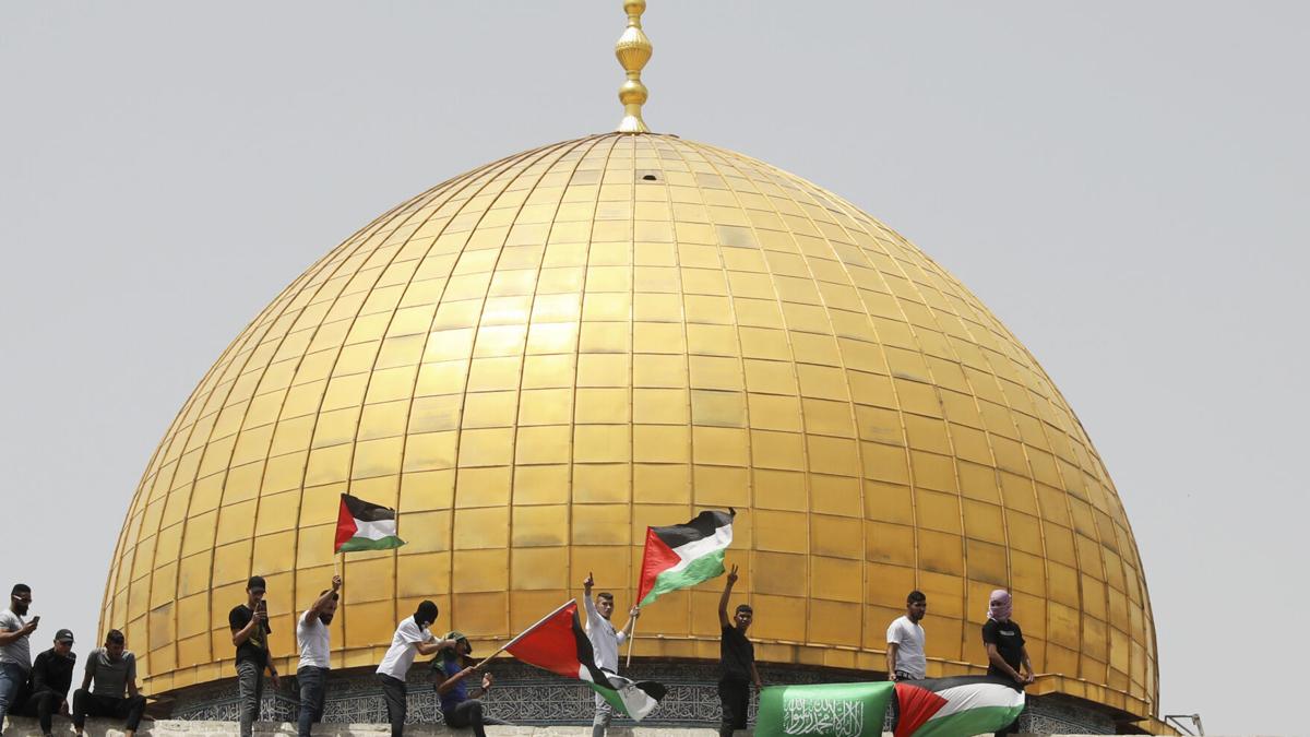 US reaches out to Palestinian leaders many angrily reject