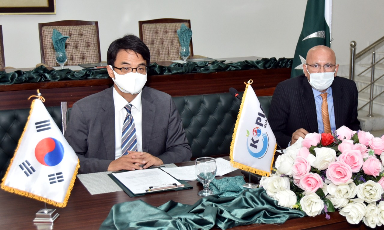 Pakistan, South Korea sign agreements to boost cooperation in agriculture, development