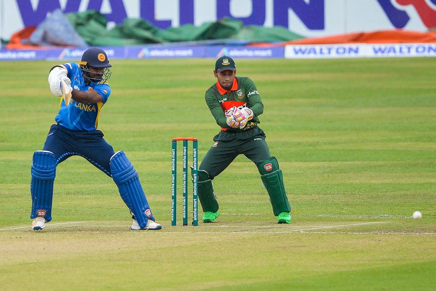 Sri Lanka beat Bangladesh by 97 runs in third ODI