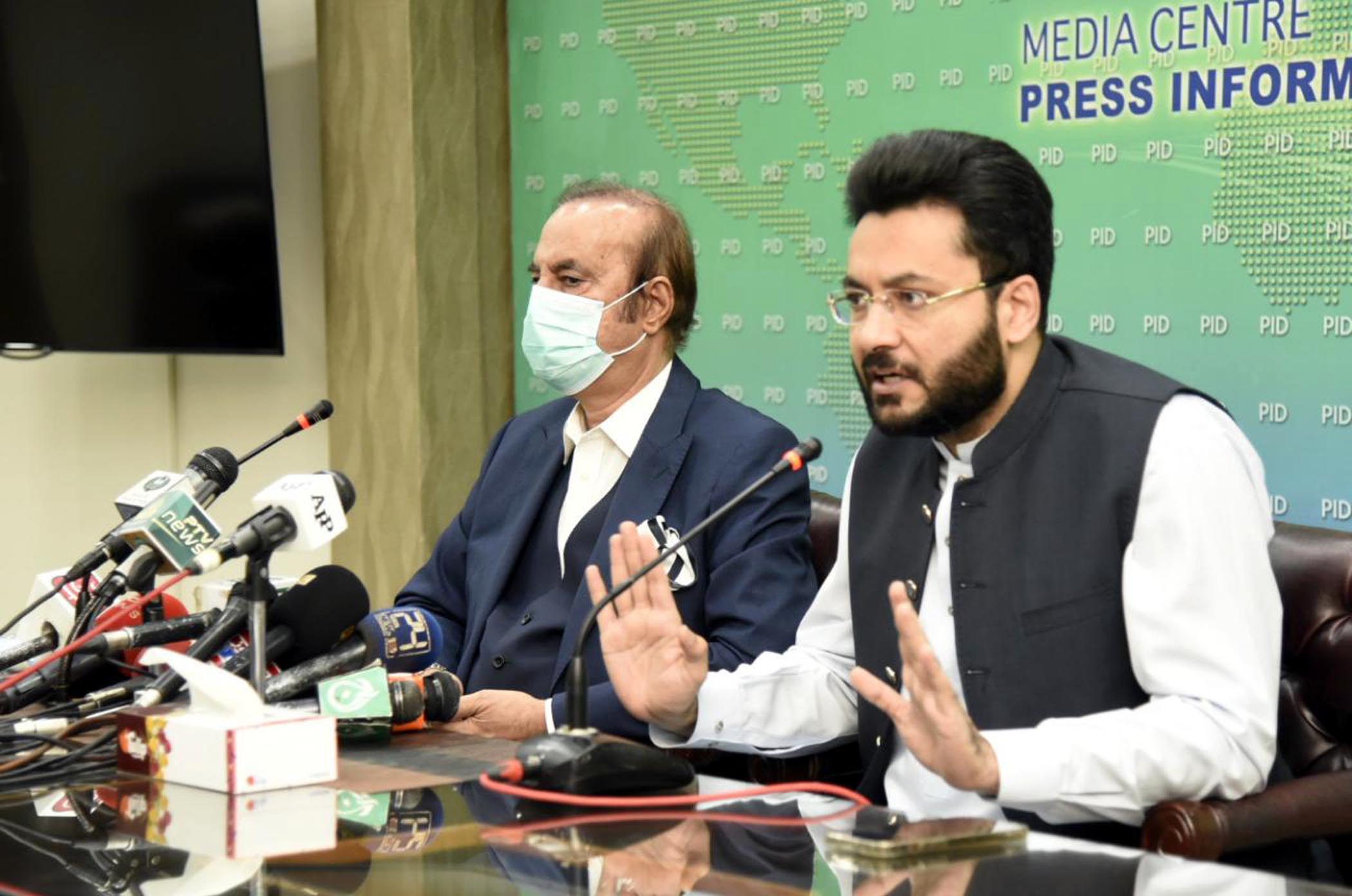Govt says will implement SC verdict on voting right to expats
