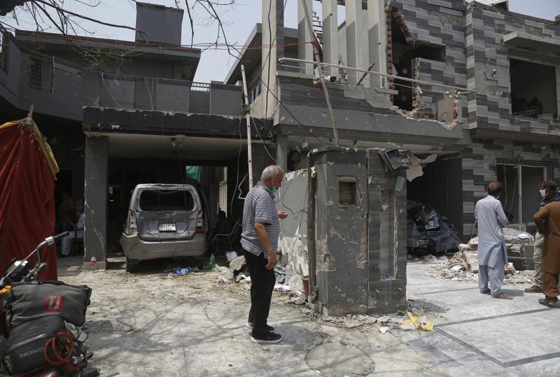 Police arrests more suspects in Lahore blast