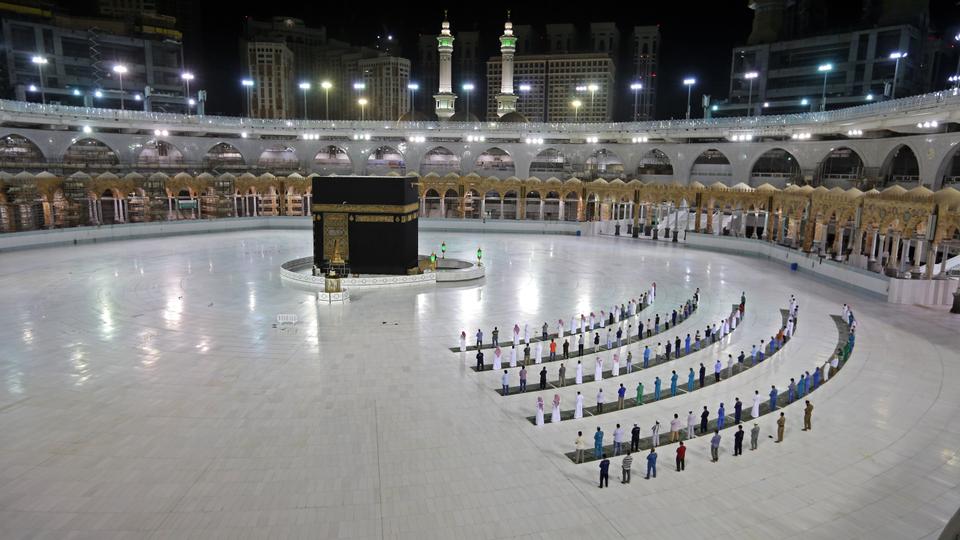 Saudi Arabi to allow 60,000 vaccinated residents to perform Hajj
