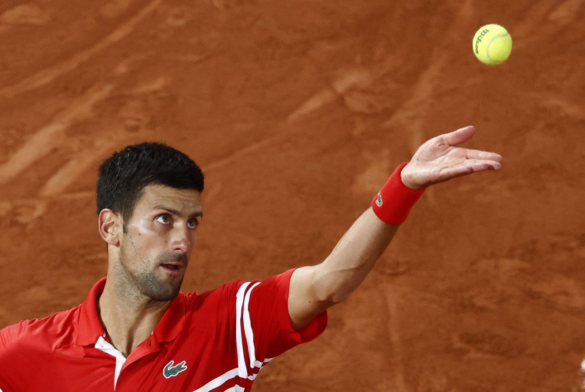 Novak Djokovic toils, will face Rafael Nadal in French semis