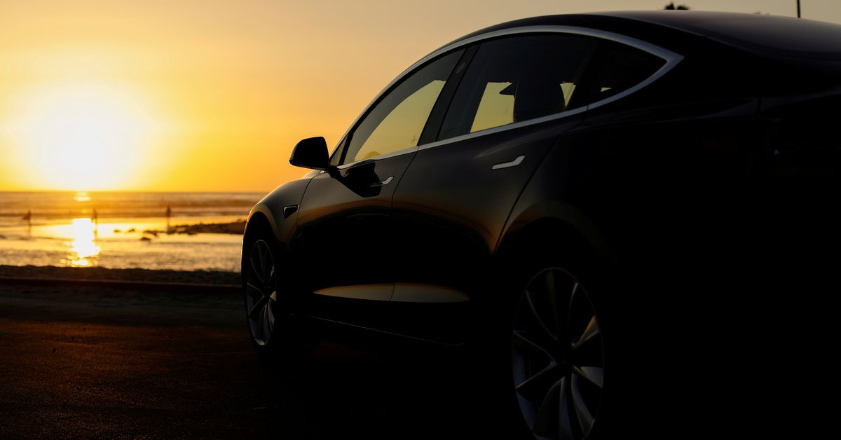Analysis: When do electric vehicles become cleaner than gasoline cars?