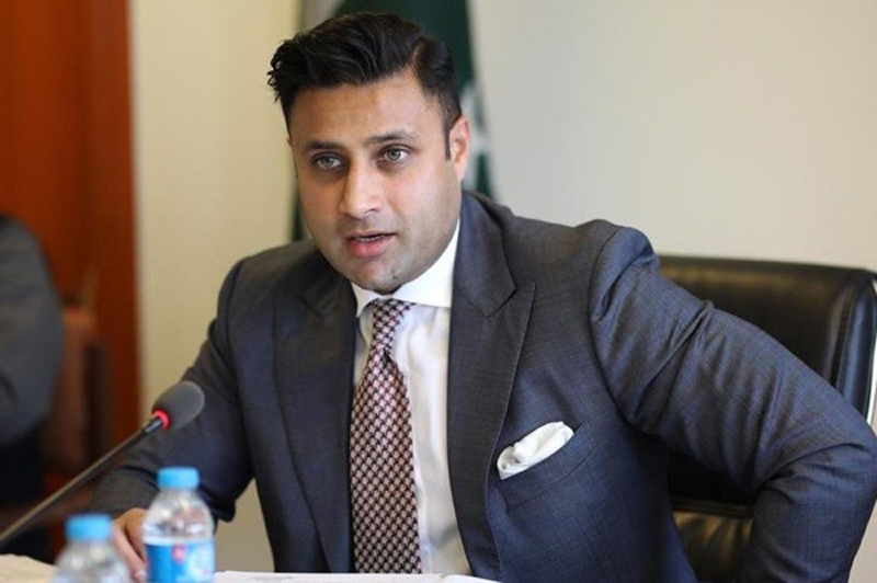 Zulfi Bukhari returns from UAE