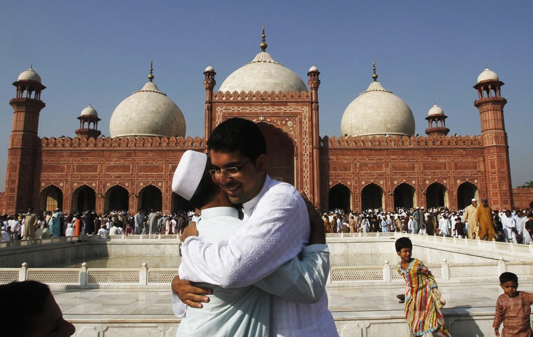 Pakistanis likely to enjoy extended Eid-ul-Fitr holidays