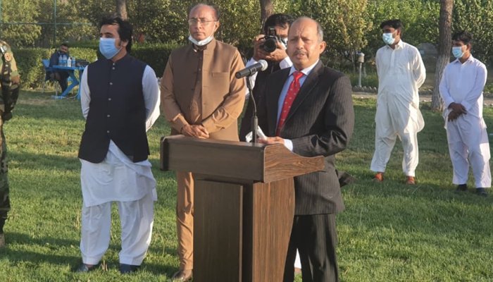 Pakistan warns of dangers of using militias against Afghan Taliban