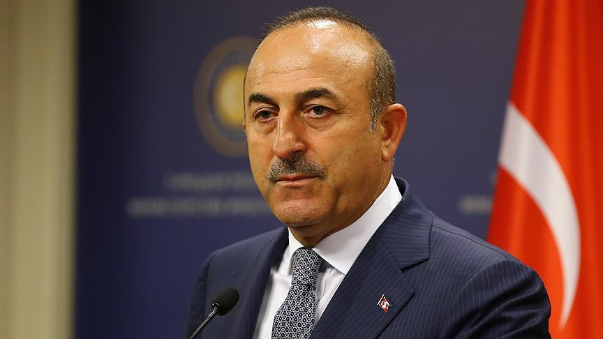 Top Turkey diplomat calls Qureshi, offers assistance after quake