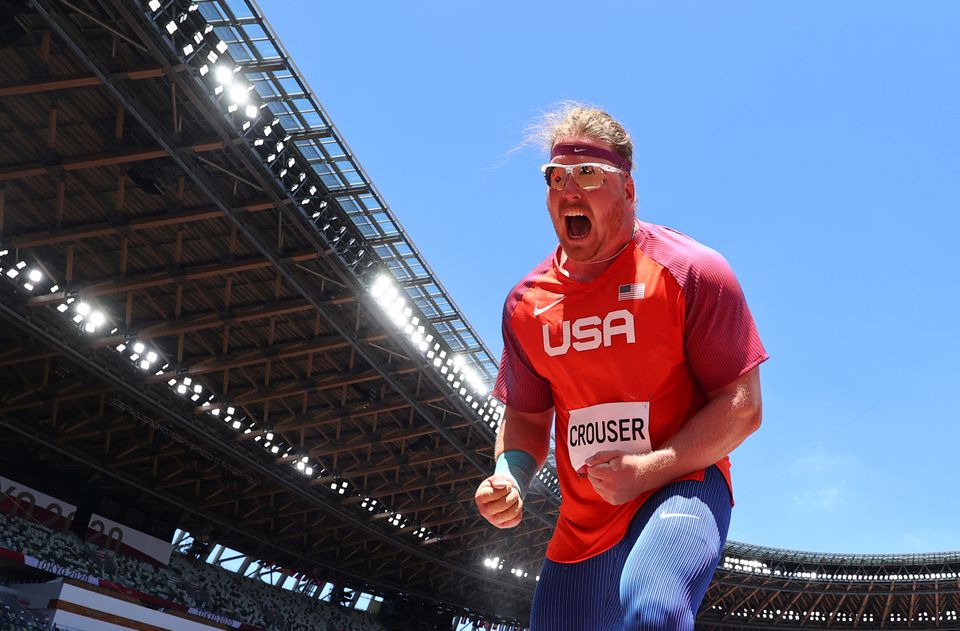 Giants fall, Crouser sets record, swimmers navigate elbows and fish