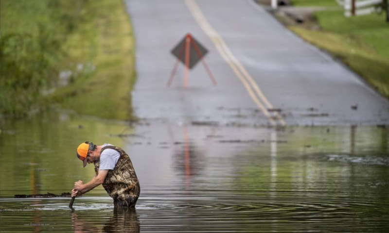 At least 10 killed, dozens missing in flash floods in US state of Tennessee