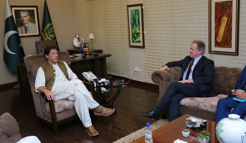 WFP thanks Pakistan for helping repair damaged humanitarian aid planes