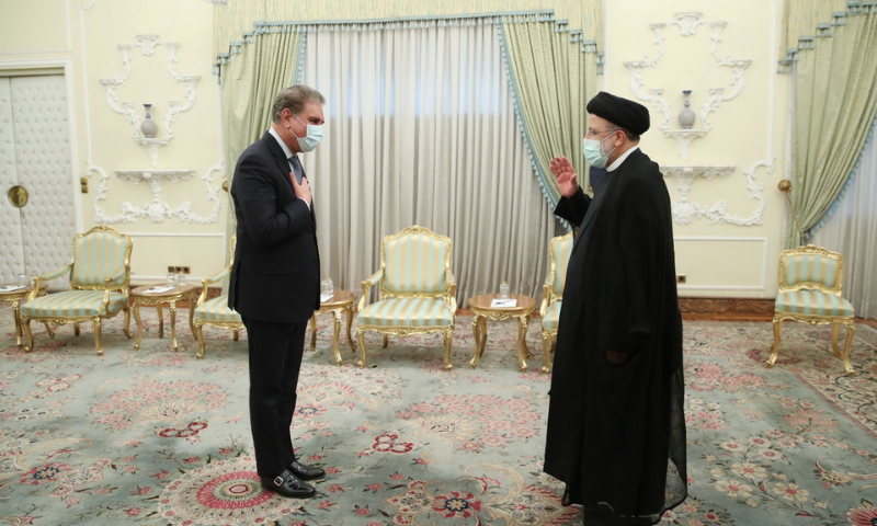 Qureshi, Raisi discuss Afghanistan situation