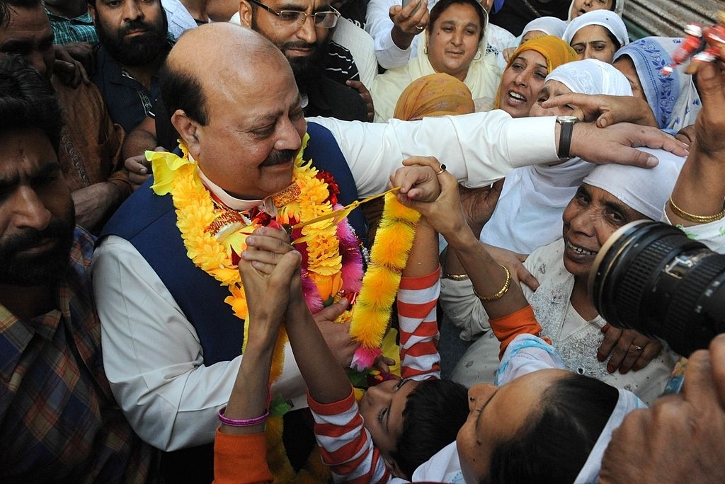 PTI, PPP candidates win in Azad Kashmir by-polls