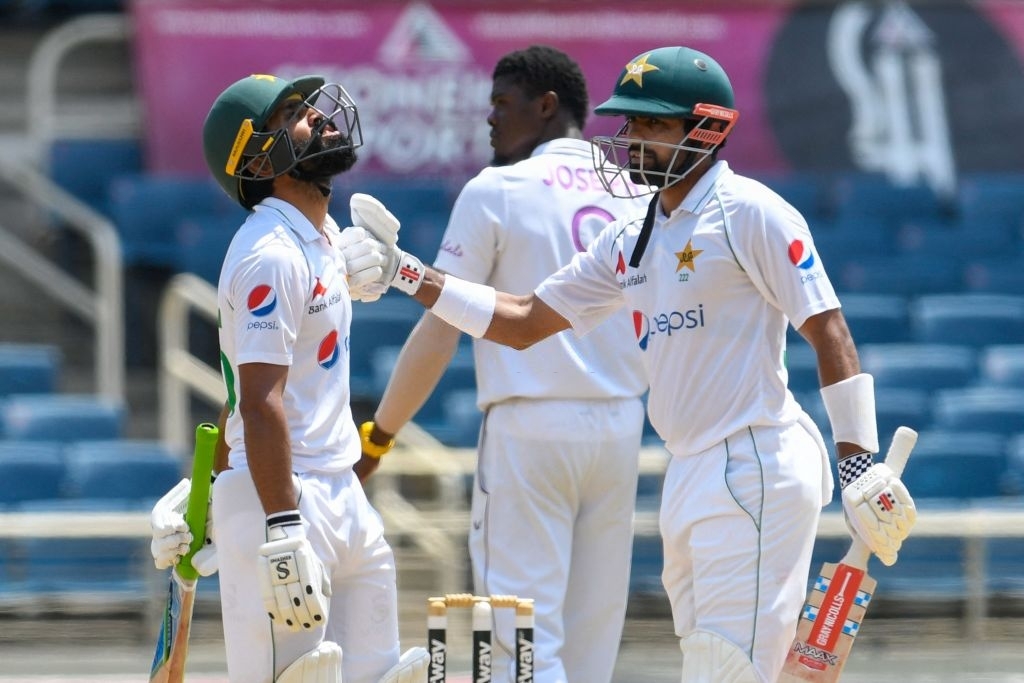 Babar, Fawad hit unbeaten half-centuries to rescue Pakistan in second Test