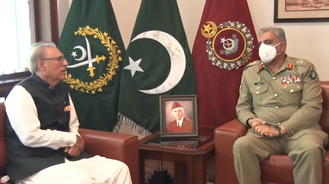 President acknowledges army's contribution and sacrifices in visit to GHQ