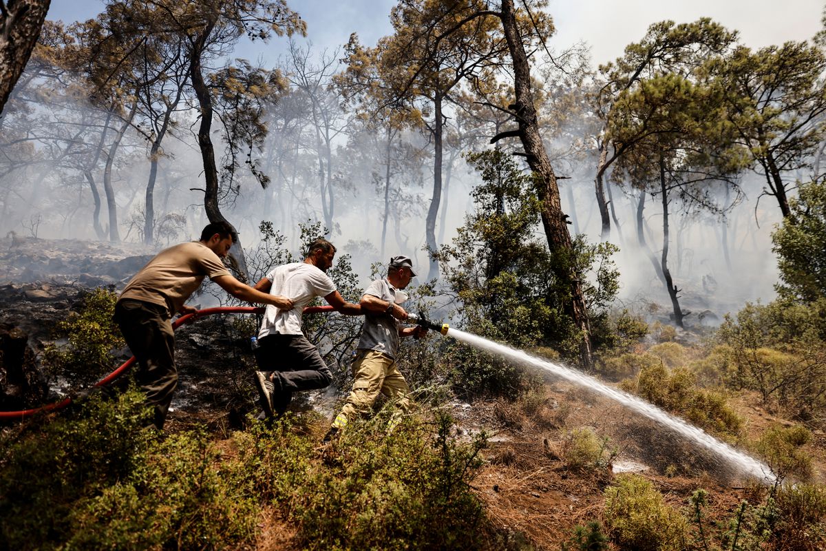 Death toll in Turkey wildfires rises to eight, coastal resorts affected