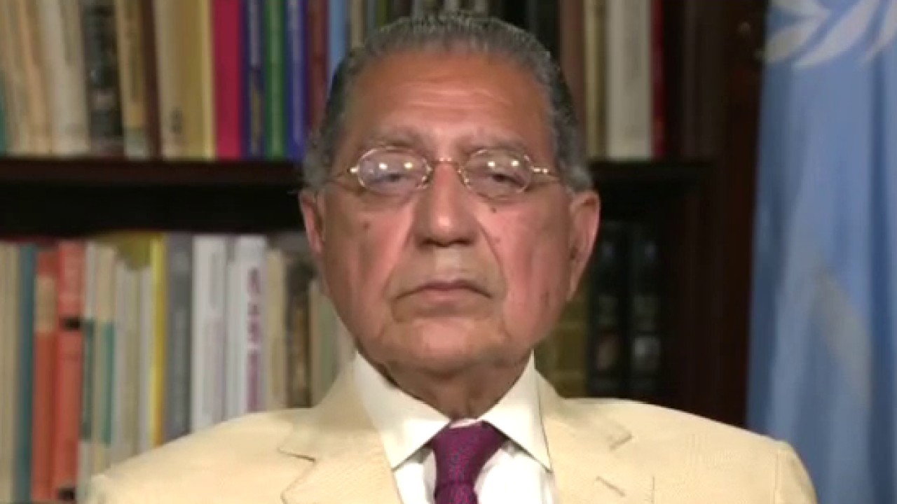 Pakistan asks world to hold Taliban to commitments