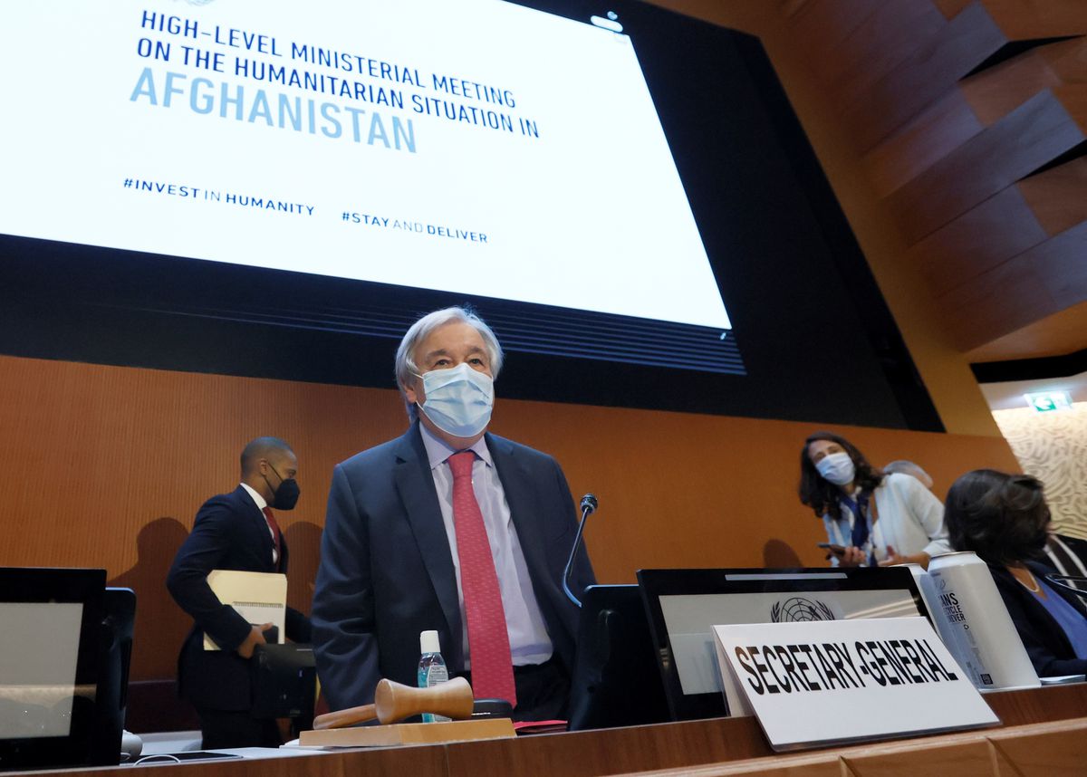 Donors pledge $1.1 billion for 'collapsing' Afghanistan