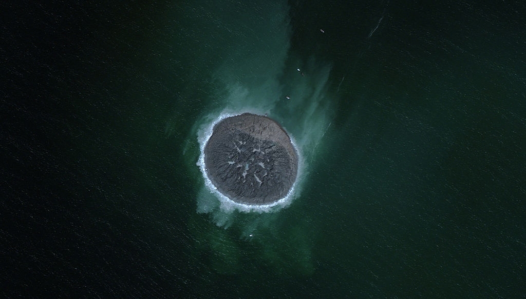 Island emerges off Sonmiani coast