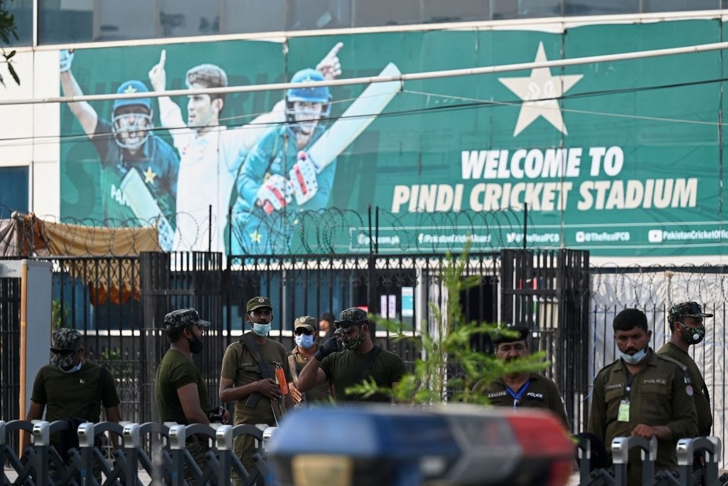 CITY NOTES: Staying away from Pakistan