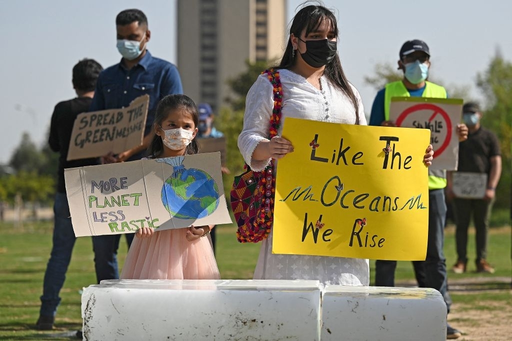 Explainer: 1.5C warming limit in doubt as countries lag on emissions cuts