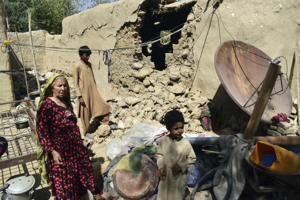 Death toll in Harnai quake rises, government announces relief package