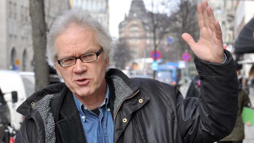 Swedish cartoonist, who drew blasphemous caricatures, killed in car crash