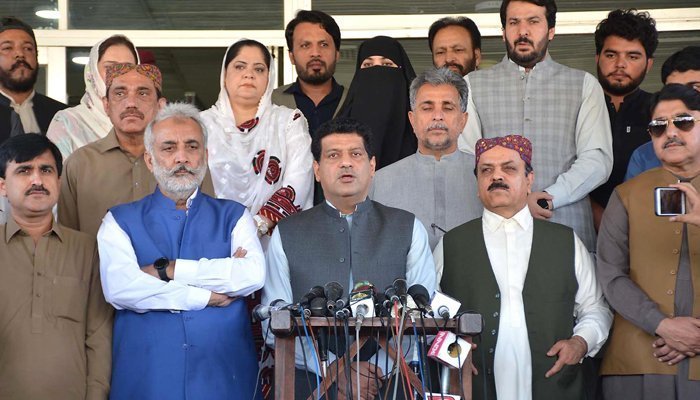 Balochistan CM shows defiance against rebels as tide starts to shift