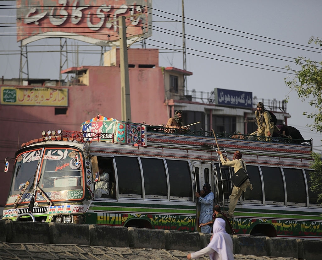 Govt and TLP reach agreement, Faizabad sit-in concluded