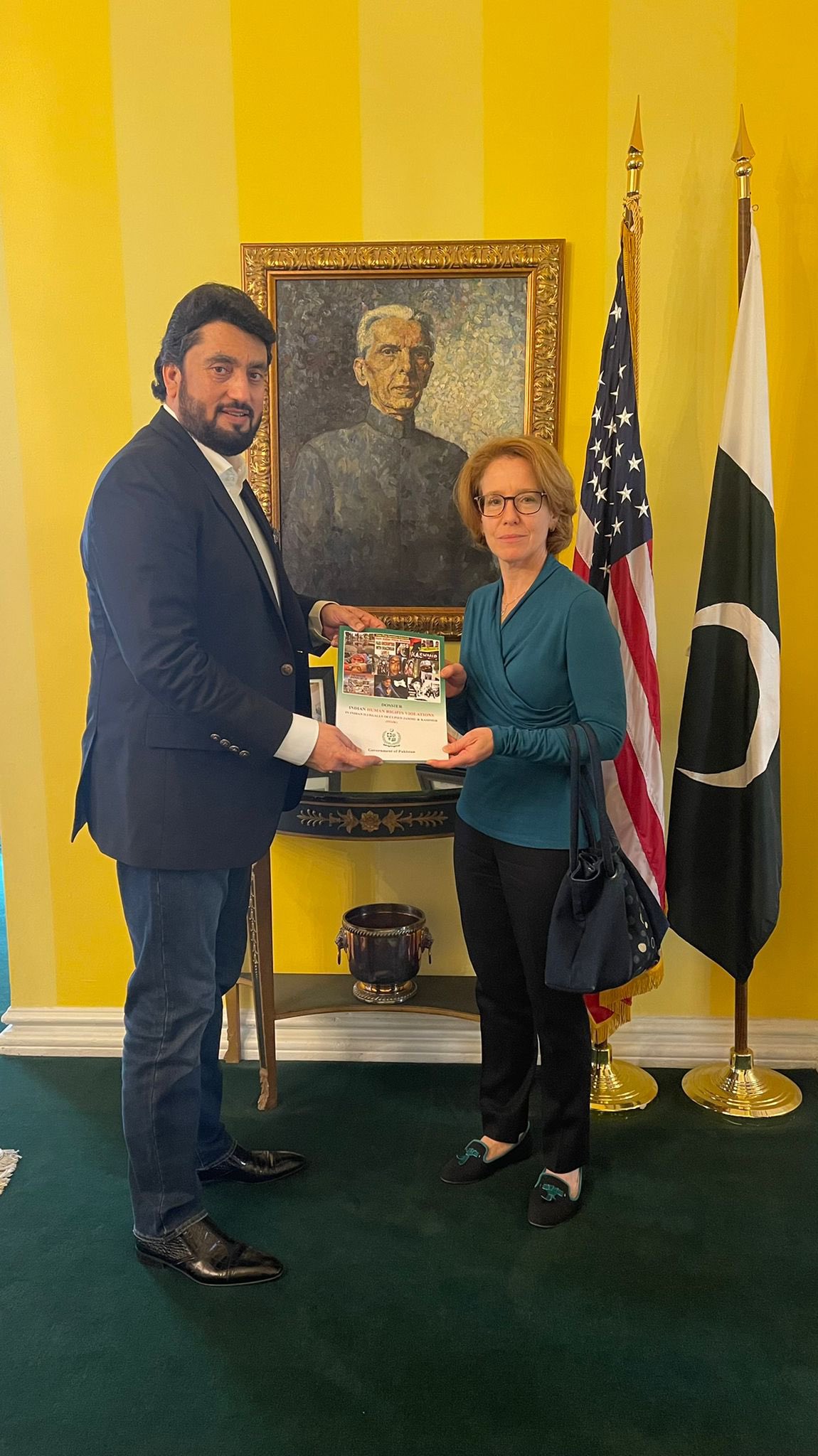 Shehryar Afridi briefs ICG director on human rights violations in Jammu & Kashmir  