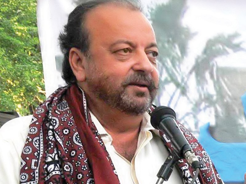NAB raids Agha Siraj Durrani's house for his arrest, after rejection of bail plea