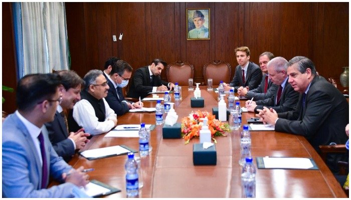NATO lauds Pakistan for evacuation operation in Afghanistan