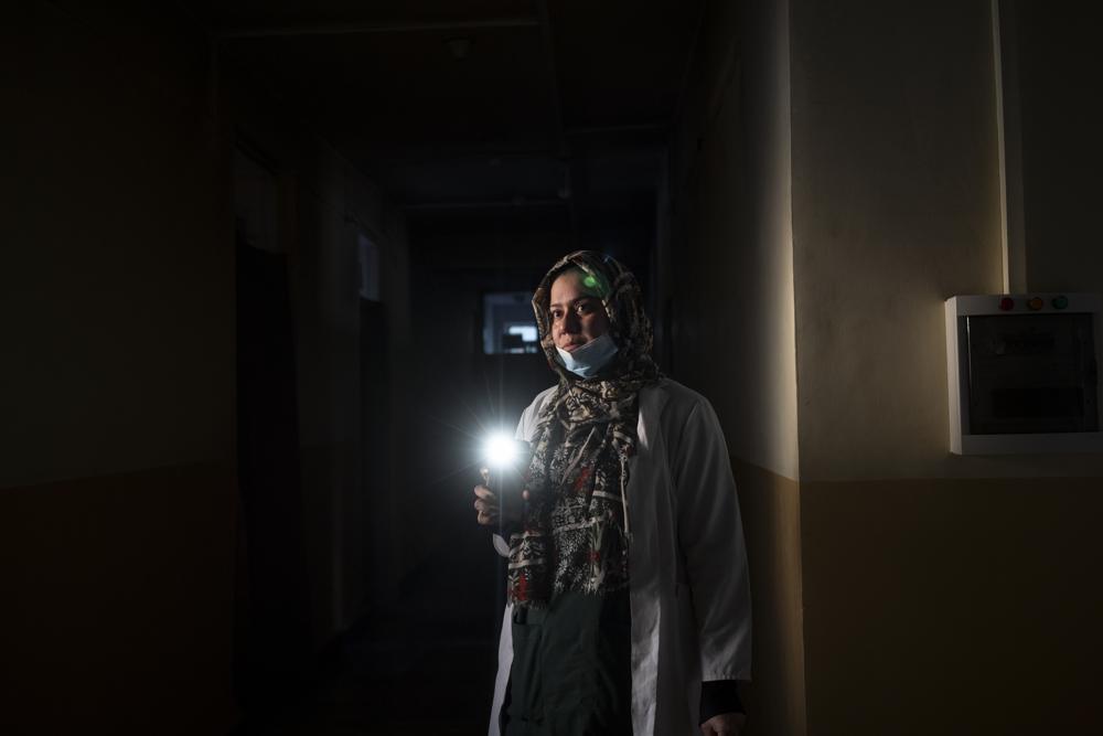 In Afghan hospital, unpaid doctors and rigid Taliban clash