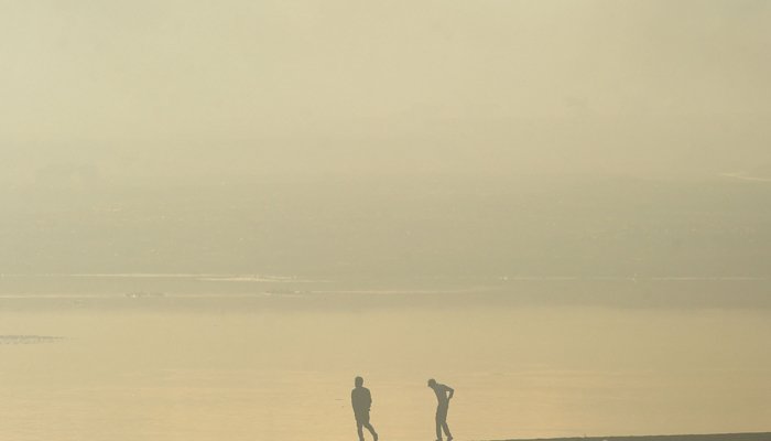 Lahore schools to remain closed thrice a week as smog blankets city
