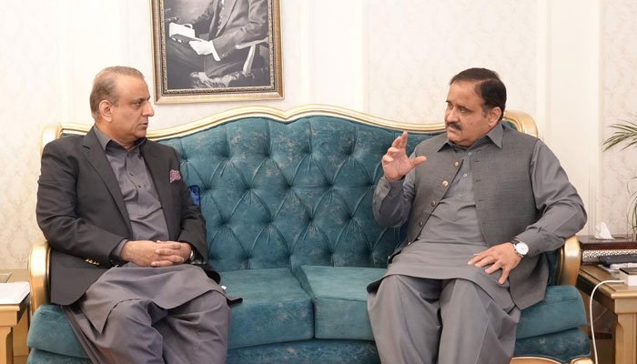 Aleem calls on Buzdar, submits his resignation as Punjab minister