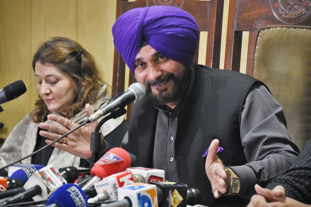 Navjot Sidhu to offer prayer after India refused to reopen Kartarpur corridor