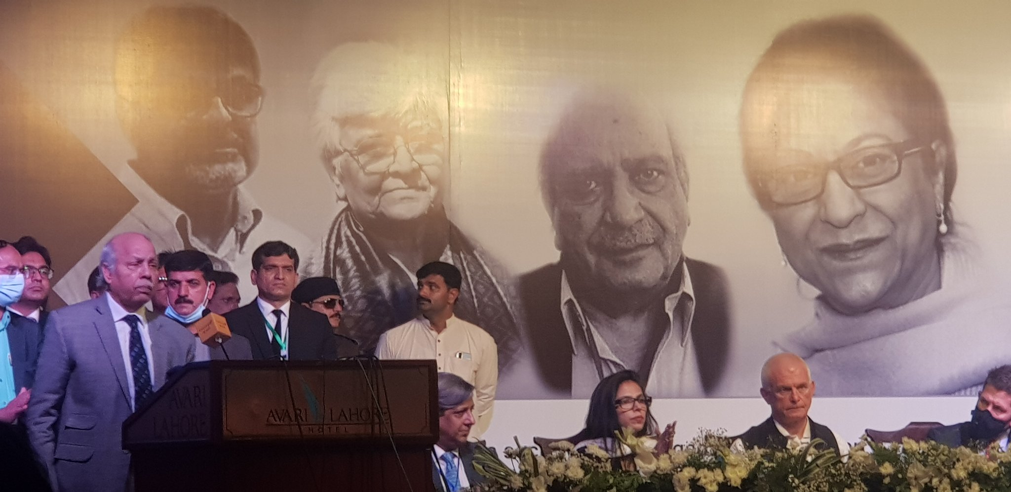 Judiciary absolutely independent, asserts CJP Gulzar