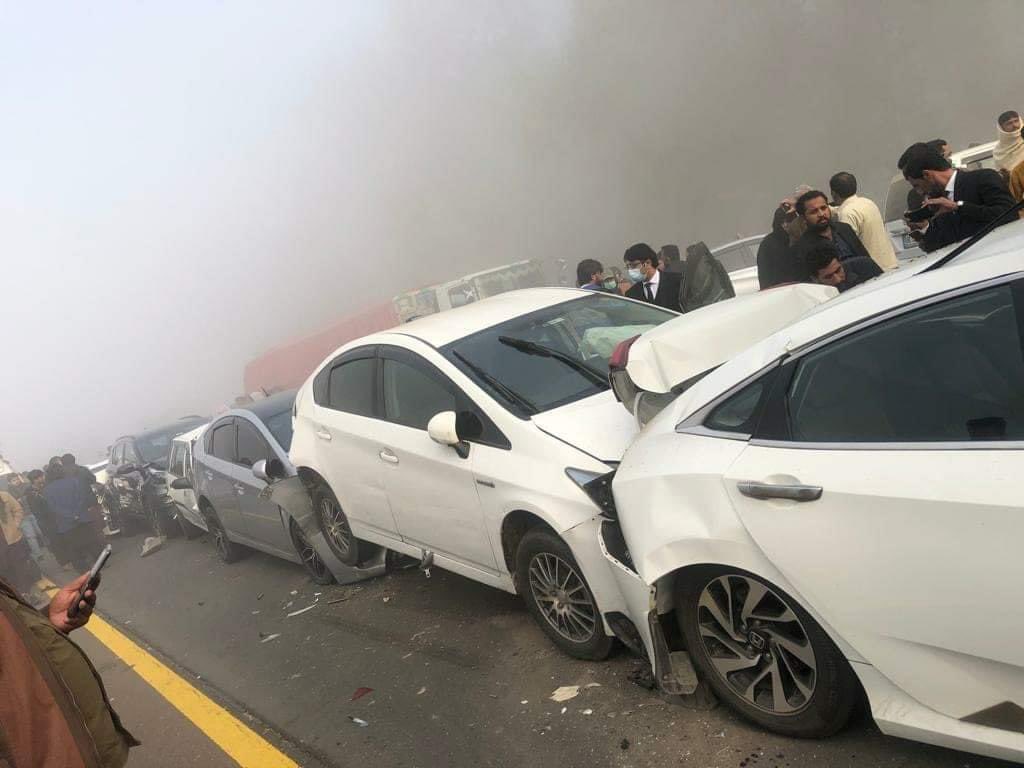 24 hurt as fog causes motorway pile-up