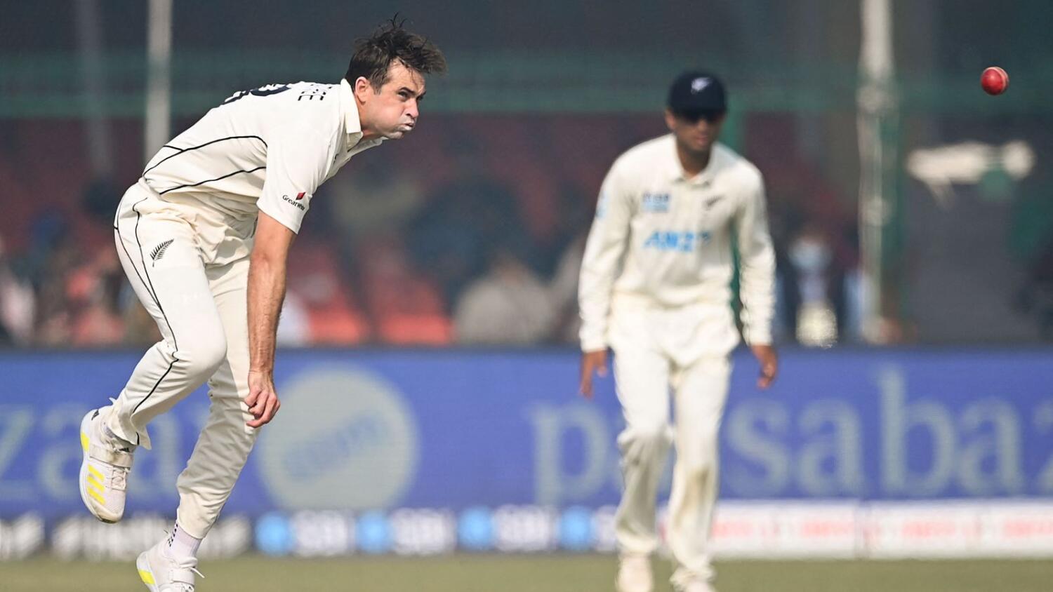 Southee five-for triggers Kiwi fightback against India