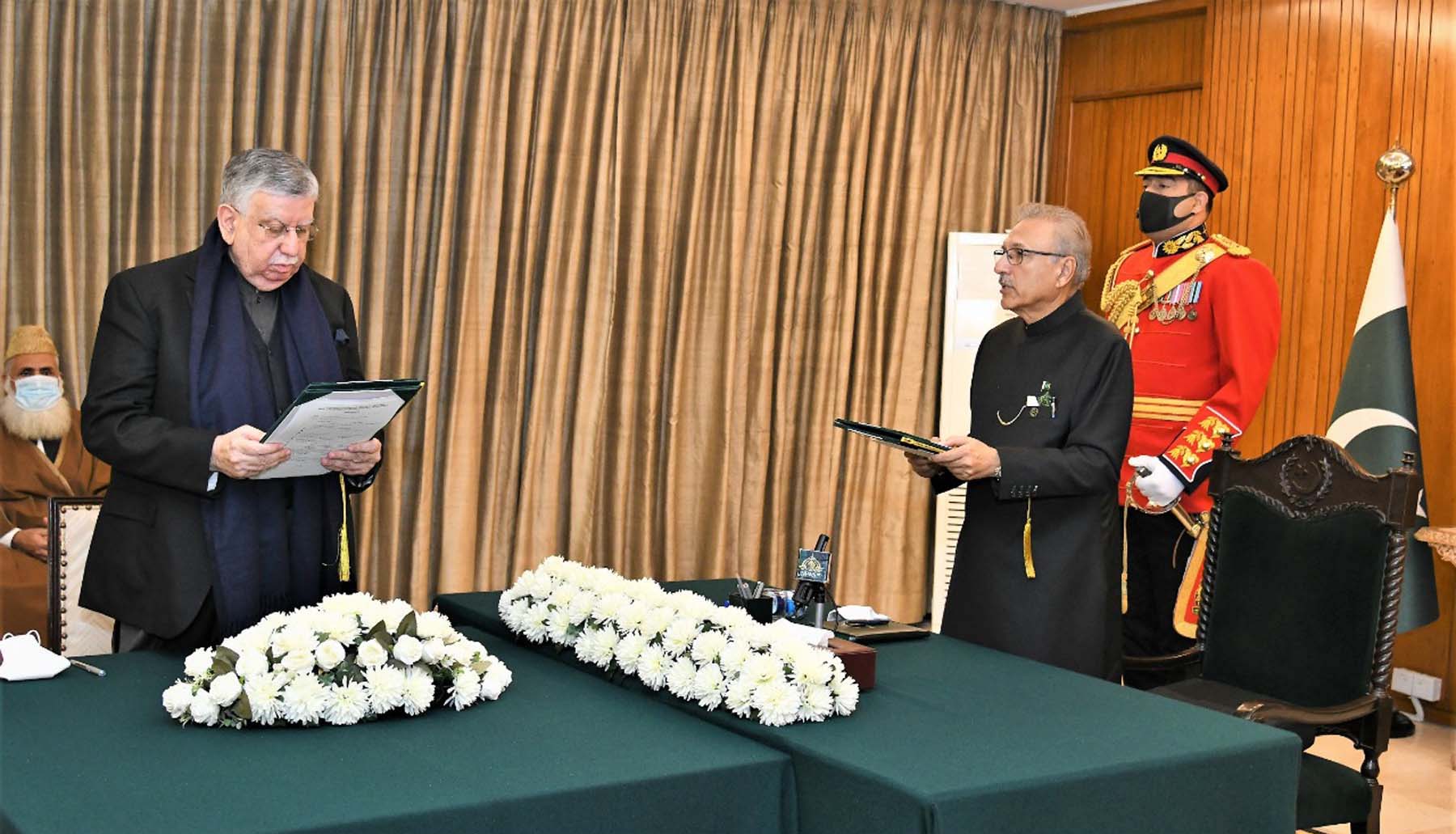 Tarin sworn in as finance minister