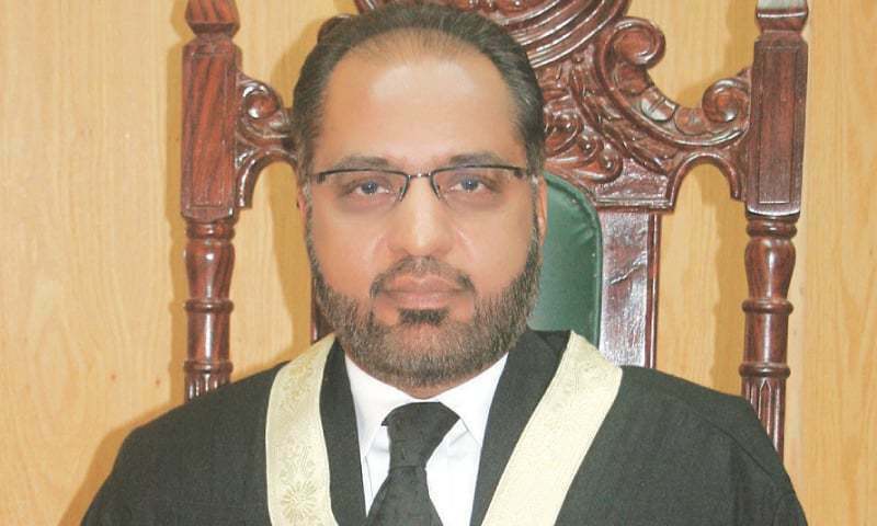 SC expresses annoyance at Siddiqui, adjourns hearing till Tuesday