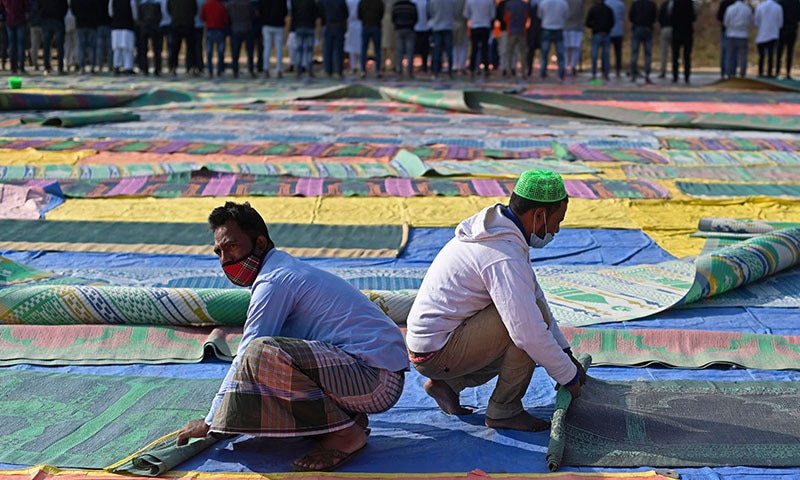 No place to pray: Muslim worshippers under pressure in India